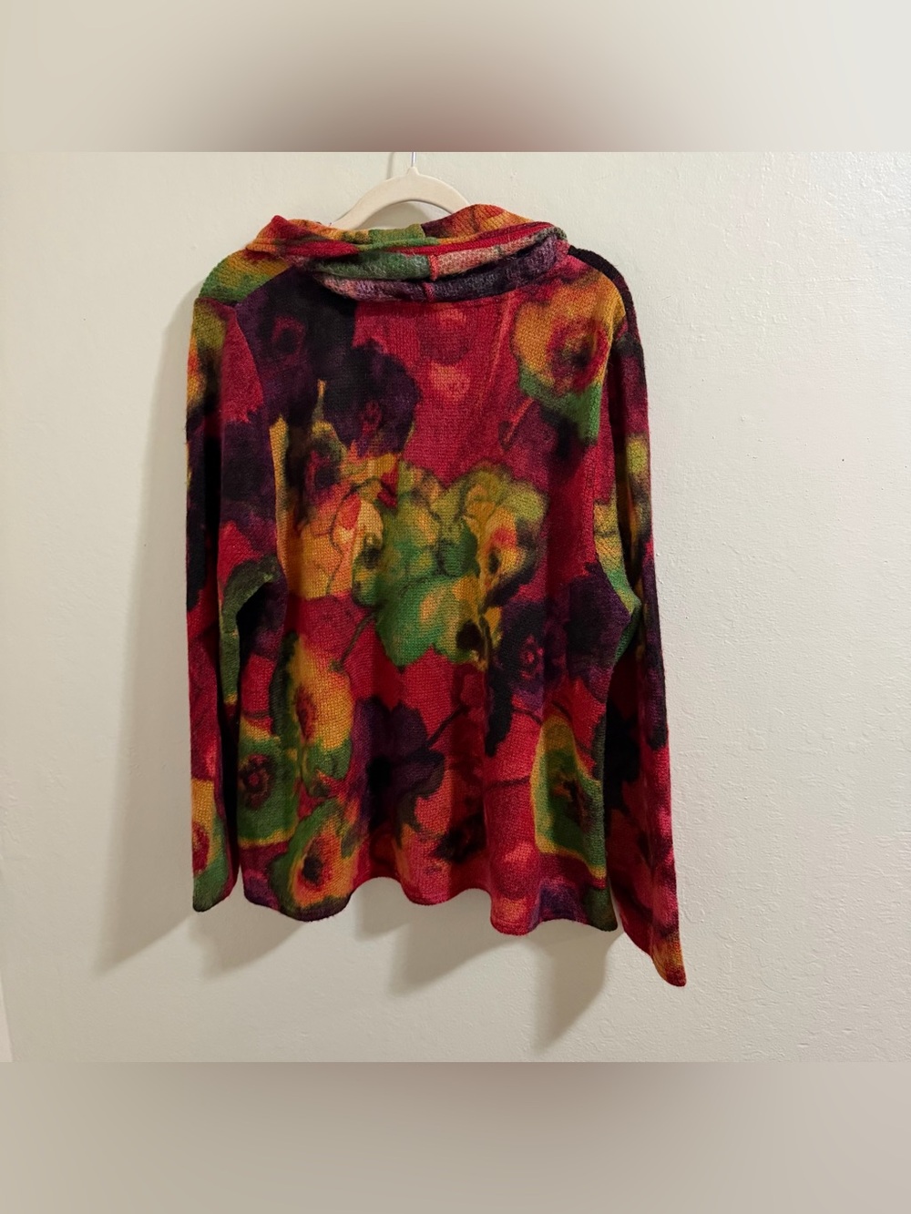 Habitat Abstract Floral Easy Cowl
Sweater - Large watercolor floral print. - Picture 8 of 11